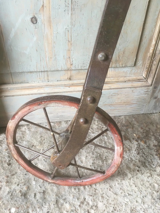 Bambino bi 1900 in metallo e legno su base – Oggetti decorativi, Vintage (photo 6 of 9)