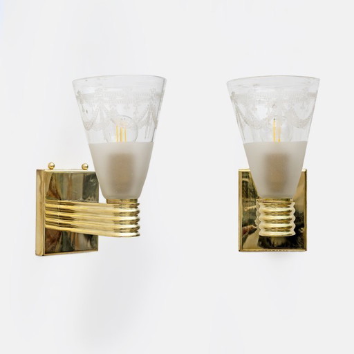 Mid Century Domus geblazen en gegraveerd Murano glas wandlampen, paar