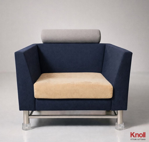 Esat Side Knoll fauteuil van Sotsass