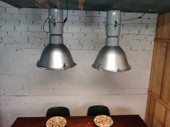 Image 1 of Lampada industriale da fabbrica 2 pezzi