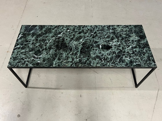 Image 1 of bijzet tafel met marmeren blad