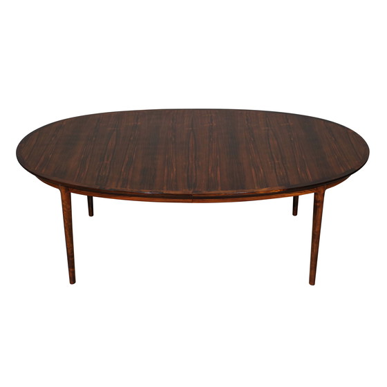 Image 1 of Table à manger ovale extensible en bois de rose par Niels O. Møller
