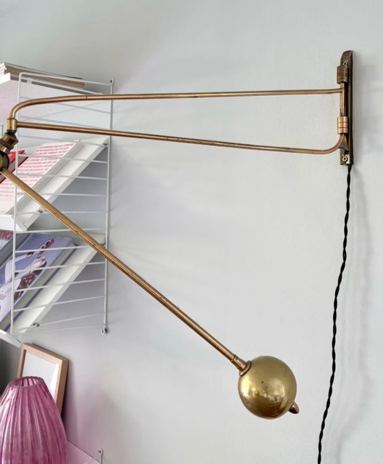 Image 1 of Robert Mathieu (Attribué à) Applique murale Lampe pivotante