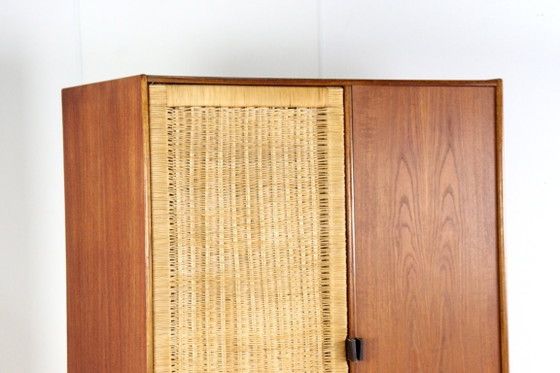 Image 1 of Armadio vintage per ragazze di Sebastian Muggenthaler