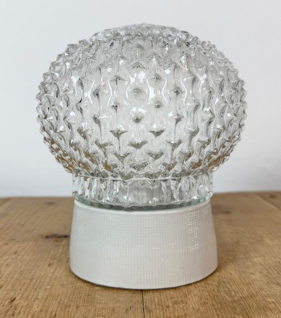 Lampada da soffitto vintage in porcellana bianca, anni '70 – Plafoniere, Porcelain (photo 3 of 12)