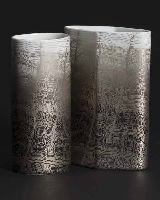 Image 1 of Rare trio de vases en porcelaine "Chiffon" Alain Le Foll × Rosenthal *édition du jubilé*