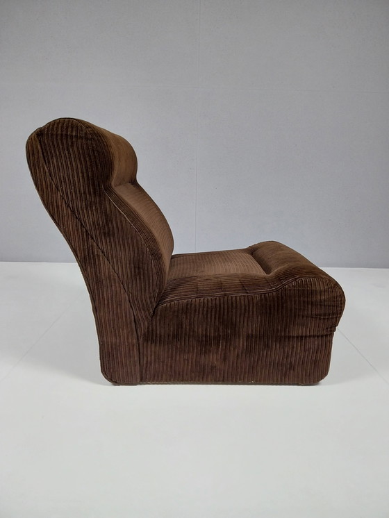Image 1 of Poltrona vintage in tessuto a coste marrone, anni '70