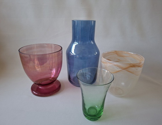 Image 1 of 4 Vintage gekleurde vazen