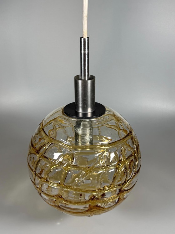 Lampada a sospensione Globe degli anni '60/'70 di Doria Leuchten, Germania. – Lampade a sospensione, Metal (photo 3 of 13)
