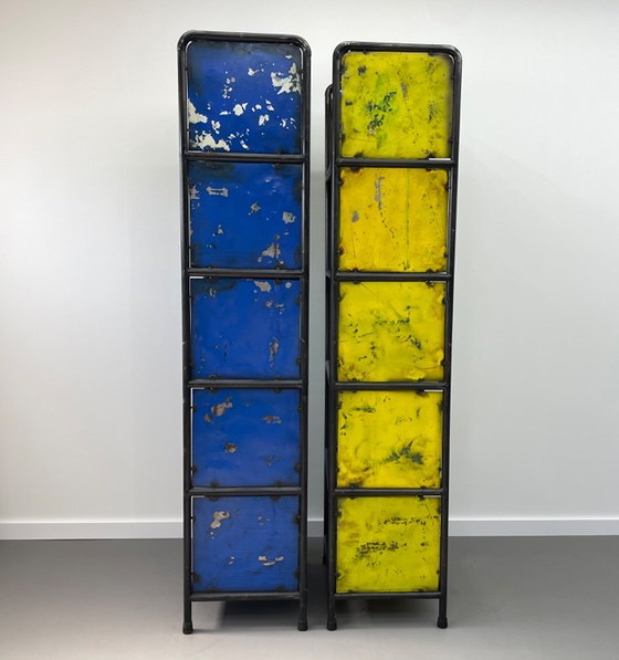 Image 1 of 2 armadietti industriali in metallo unici nel loro genere