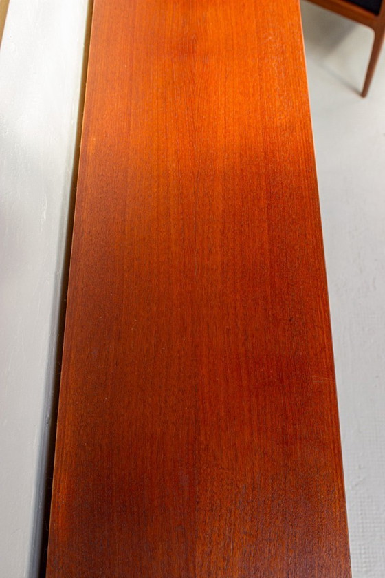 Image 1 of Vintage teakhouten dressoir/commode, Deens, midden 20e eeuw, jaren 60.