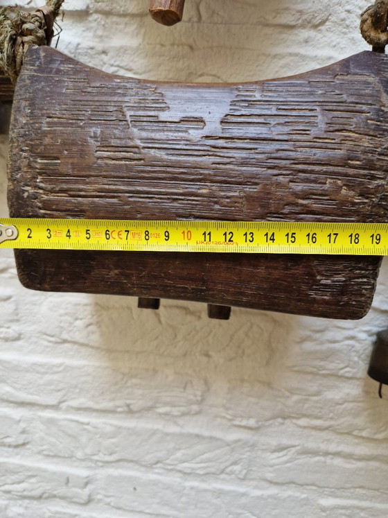 Collezione speciale di campanacci e campane da Asia e Africa, Decorazioni murali, Bronzo, Ferro, Beige (foto 6 di 11)