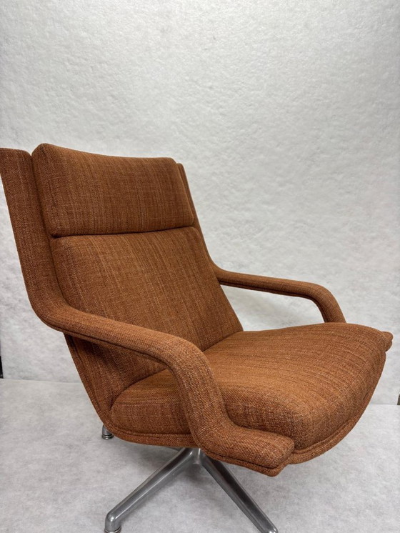 Image 1 of Artifort F140 – Rivestito in De Ploeg Paz 22 | Lusso morbido e carattere caldo