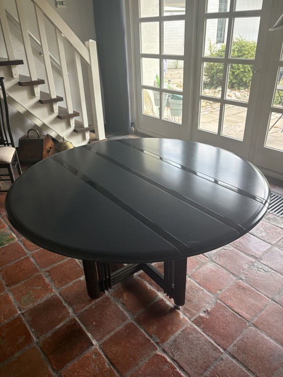 Giorgetti Dining Table – Wood (photo 2 of 5)