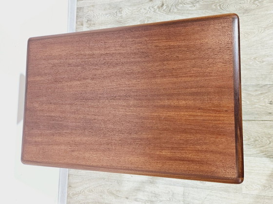 Table d'appoint danoise en teck, années 1960 – Tables d'appoint (photo 10 of 13)