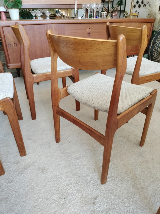 Image 1 of Ensemble vintage de 6 chaises de salle à manger danoises en teck