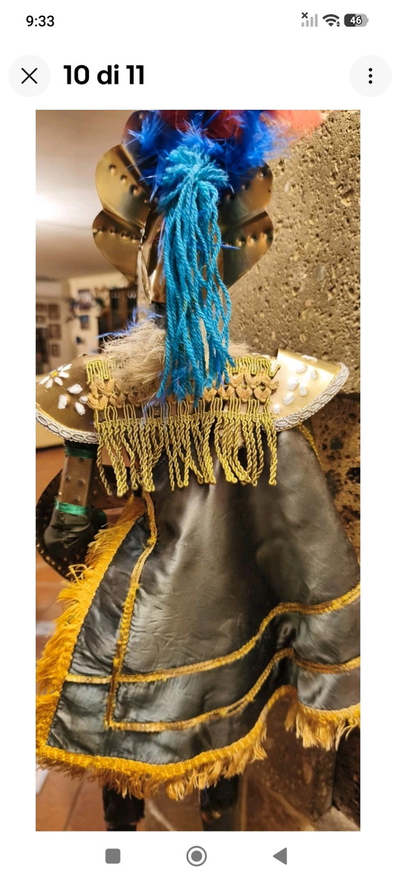 Vintage Pupo Puppet, 60cm, Brass Armor and Handmade Clothes. – Decorative Objects, Metal, Textile (photo 10 of 11)