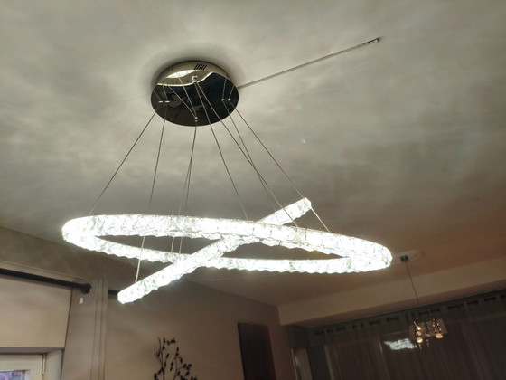 Image 1 of Splendido lampadario a 2 anelli: vetro + LED di Eglo