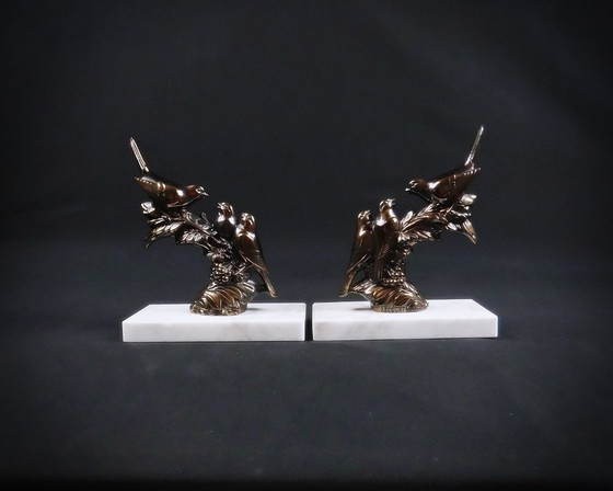 Image 1 of Pair of regule and marble bird sculpture bookends signed Frécourt art deco