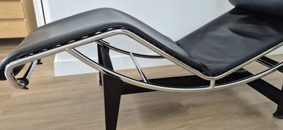 Originele LC4 Chaise Longue Le Corbusier - Cassina – Chaises longue, Leather (photo 3 of 15)