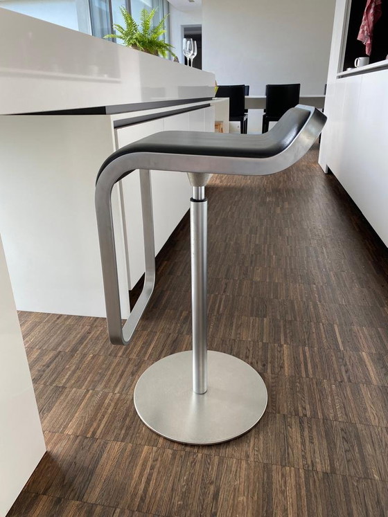 LAPALMA design Barstool / Shin & Tomoko Azumi – Metal, Leather (photo 6 of 14)
