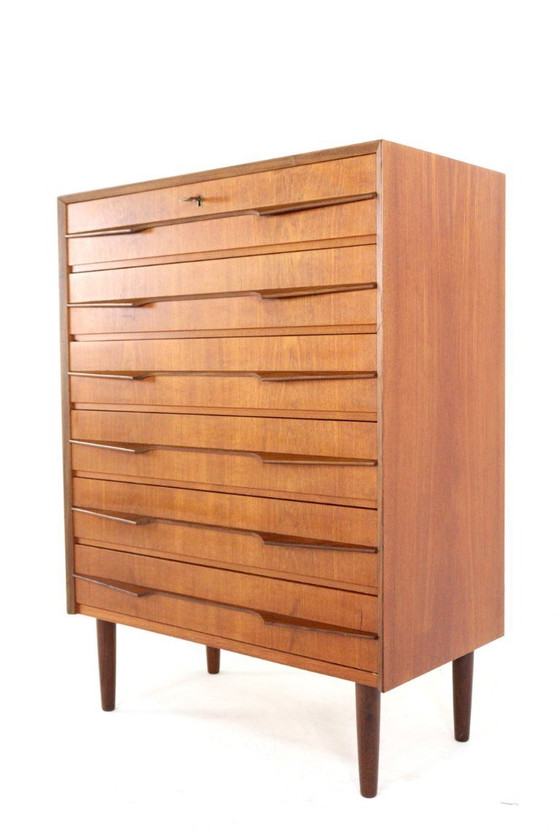 Image 1 of Deense hoge ladekast 'Olsted' vintage 