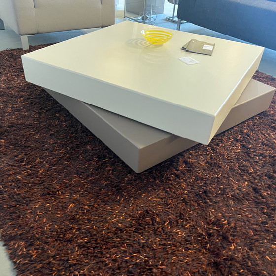 Image 1 of Leolux Trovo coffee table