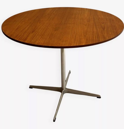Arne Jacobsen dining table for Fritz Hansen, 1960s