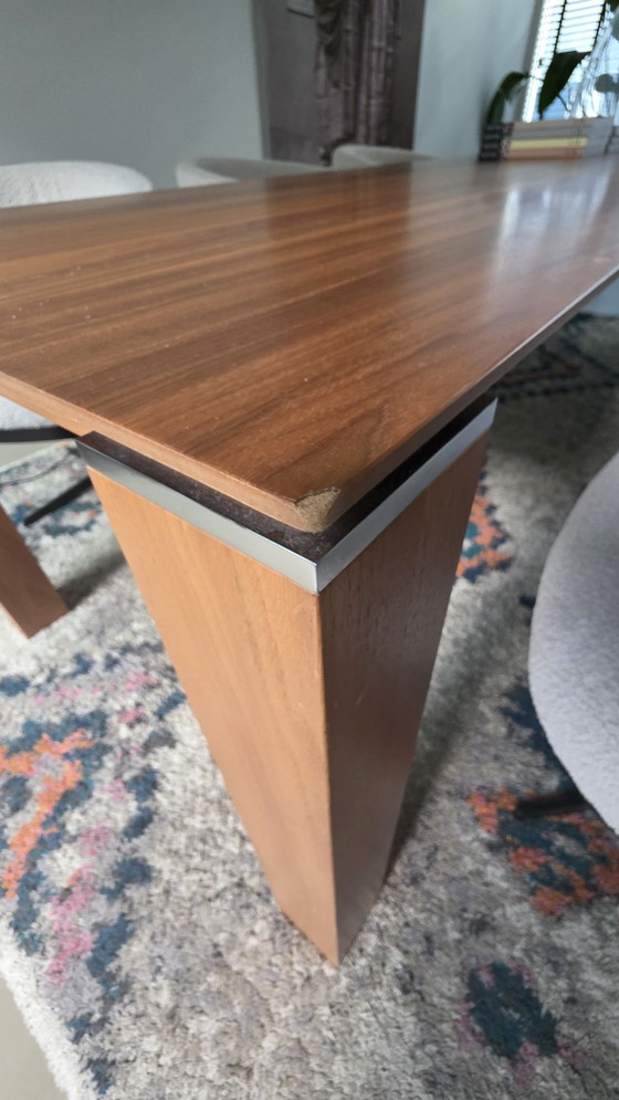 Mesa de comedor de nogal Jori – Mesas de comedor, Metal, Madera (photo 6 of 11)