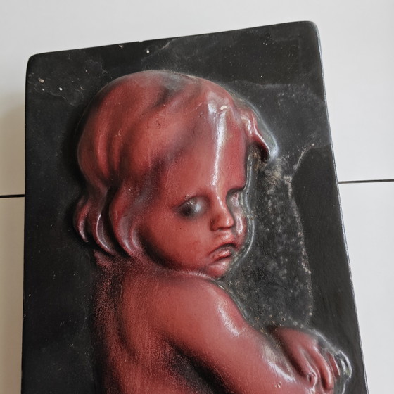 Image 1 of Scultura murale surreale vintage | Cherubino inquietante | Arte outsider | Arredamento gotico
