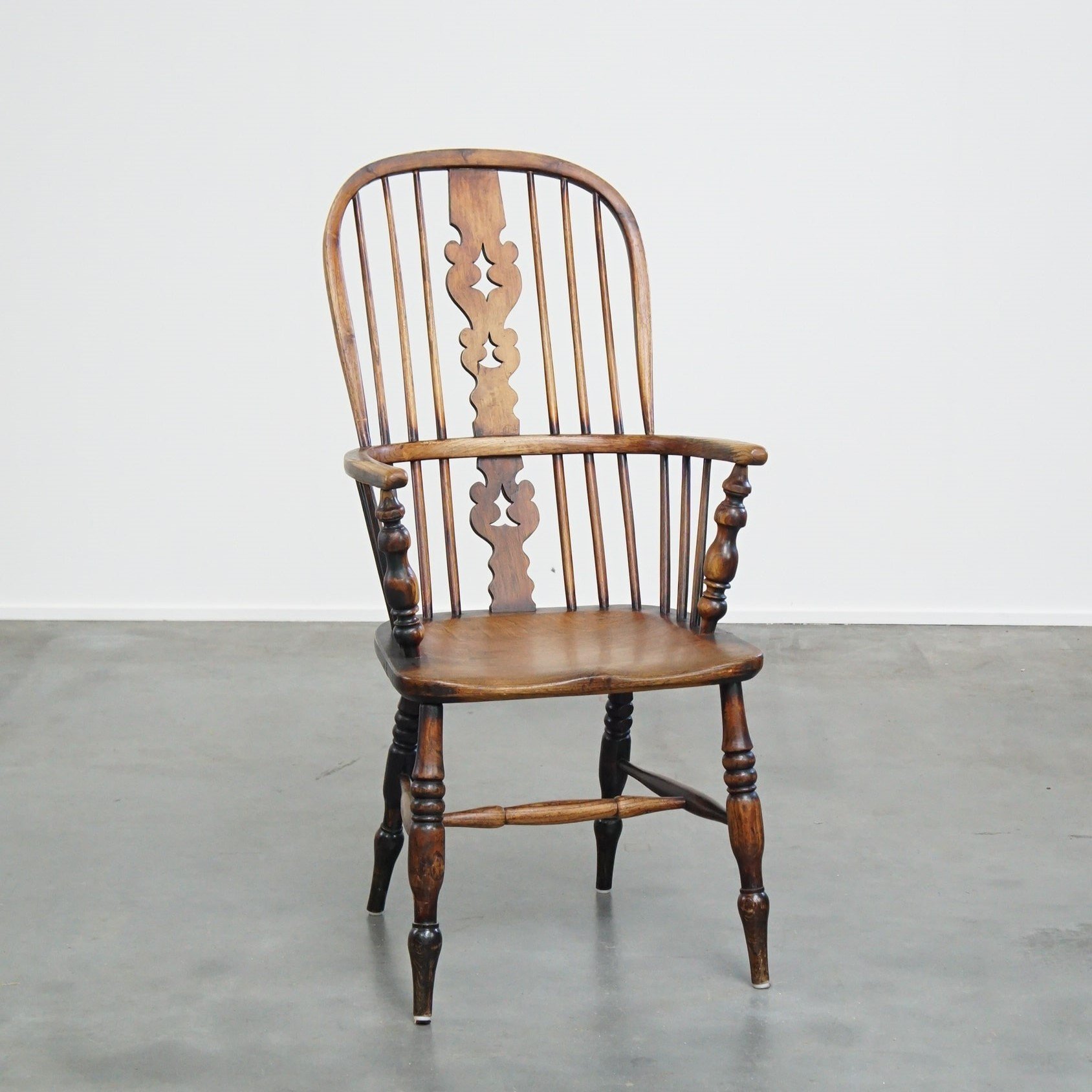 Windsor Dining Chair | €565 | Whoppah