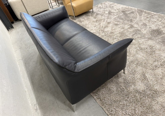 Image 1 of Leolux Mayon sofa set 3 & 2 seater Blue leather