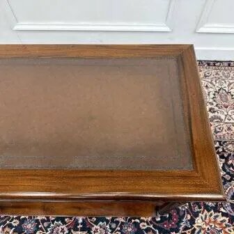 Tavolino inglese classico con piano in pelle marrone, Console, Legno, Chesterfield (foto 9 di 10)