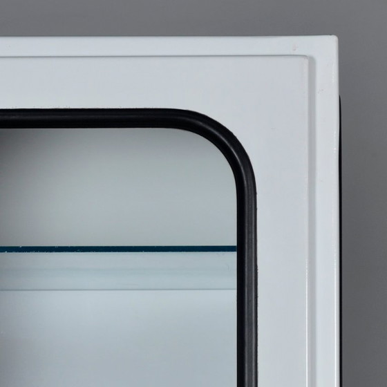 Image 1 of Armadietto medico d'epoca, anni '70