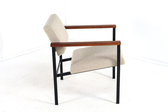 Image 1 of fauteuil vintage recouvert