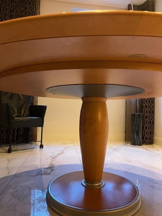 Image 1 of Mesa redonda Giorgetti Chi Wing Lo