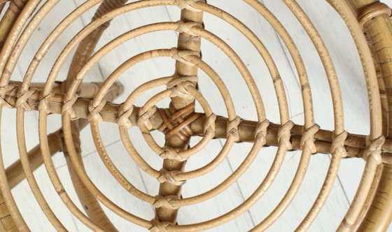 Image 1 of Sedia in rattan con schienale in rete, 1970 circa.