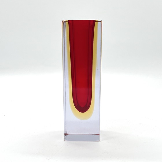 Murano Sommerso Block Vase Red Yellow | Mid Century 60s/70s | Mandruzzato style – Glass (photo 2 of 6)