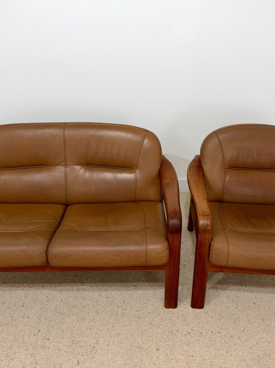 Vintage living room set – 2 seaters & cognac leather armchair (photo 9 of 12)