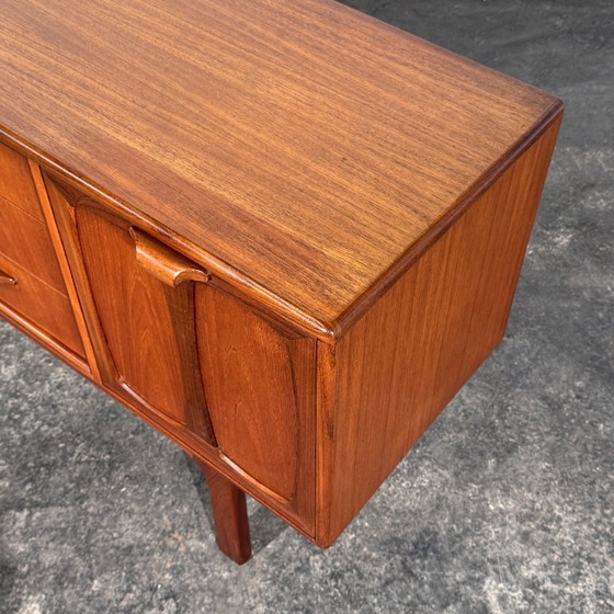 Buffet bas en teck G Plan, années 1970 – G-Plan, Bois (photo 2 of 20)