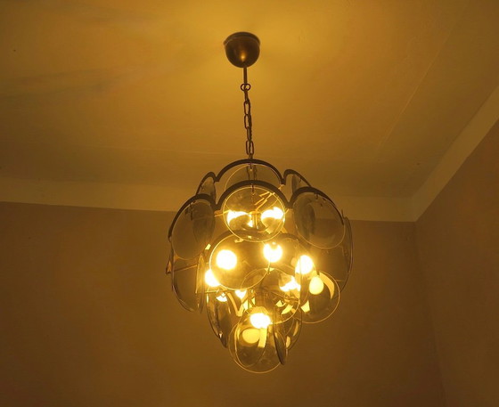 Vistosi kroonluchter met 28 gefacetteerde amberkleurige glazen schijven, Italië, jaren 60. – Plafondlampen (photo 6 of 8)