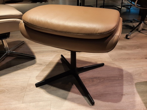 Image 1 of Rome  + hocker *