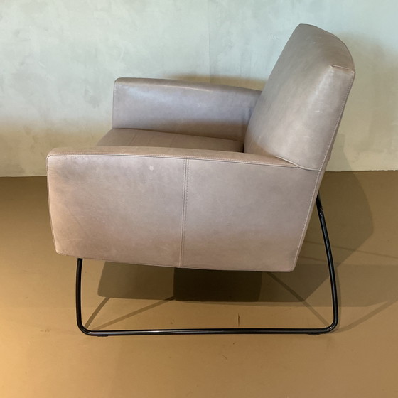 Image 1 of Poltrona Tumbler di design su stock