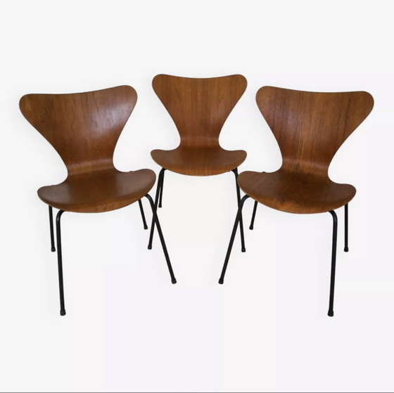 Image 1 of Modell 3107 Esszimmerstühle aus Teakholz von Arne Jacobsen für Fritz Hansen, 3er-Set