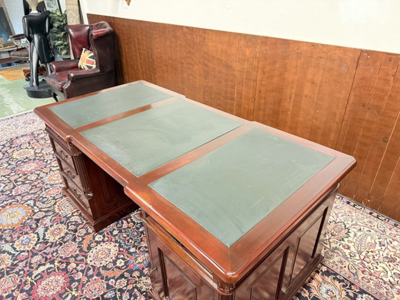 Escritorio clásico inglés Chesterfield Partnerdesk – Leather, Wood (photo 17 of 19)