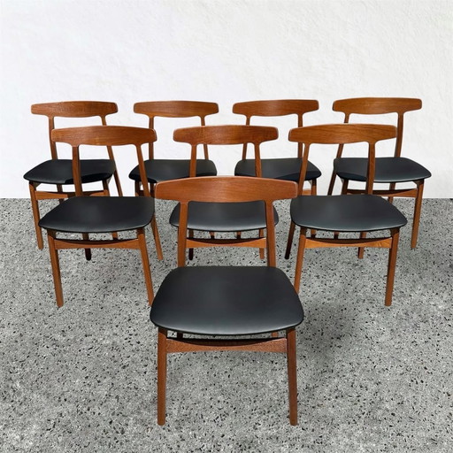 Suite van 8 stoelen door Henning Kjaernulf, 1960