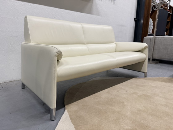 Image 1 of Leolux Felizia Sofa 2.5 Seater & Armchair Senso Egret