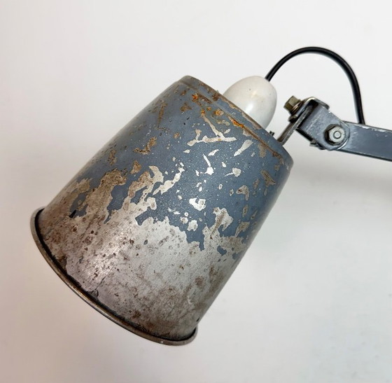 Image 1 of Industriële grijze verstelbare wandlamp van Memlite, jaren 60