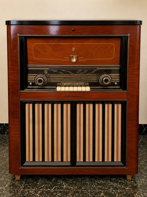 Philips F7E74-A radio platenspeler uit 1957