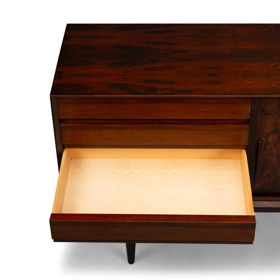 Image 1 of Buffet en palissandre modèle 18 par Gunni Omann pour Omann Jun Møbelfabrik, années 1960